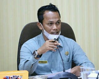 Politisi PA Sebut Kadisdik Aceh Terkesan Arogan Ultimatum Kepsek Soal Vaksinasi 