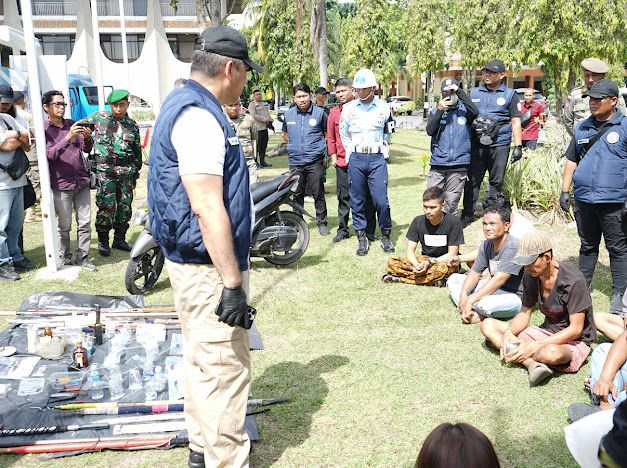 Geruduk Kampung Narkoba, BNNP Riau Tangkap 13 Warga Pangeran Hidayat