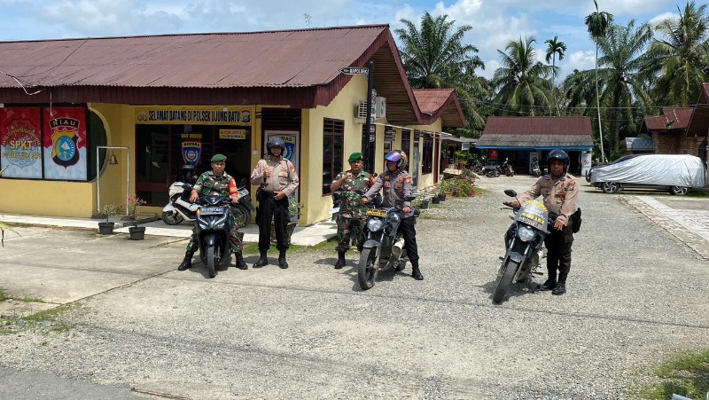 Polsek Ujung Batu Gelar Patroli Gabungan Ciptakan Situasi Kondusif saat Pelantikan Presiden