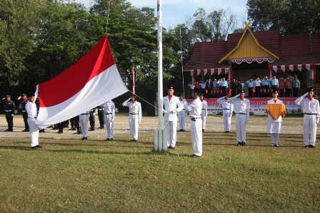 Bupati Siak KukuhkanPaskibraka 2017