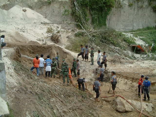 Bencana Geologi Mengancam 17 Kabupaten di Sumbar