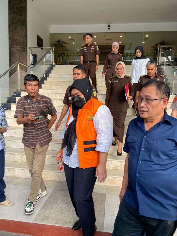 Mantan Rektor UIN Suska Riau Kembali Sandang Status Tersangka, Bendahara Turut Terseret