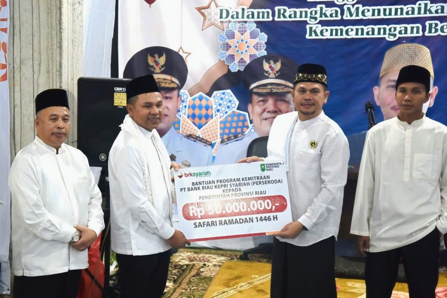 Safari Ramadhan di Kota Pekanbaru, BRK Syariah Salurkan Program CSR untuk JMS