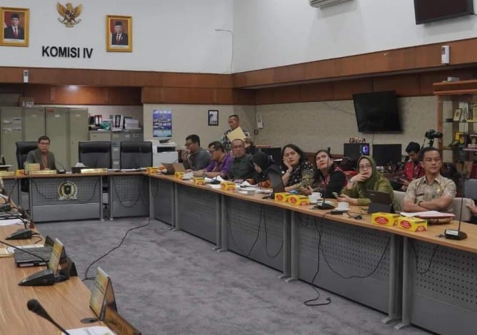 Pansus Ranperda DPRD Provinsi Riau Gelar Rapat Finalisasi Bersama OPD Terkait