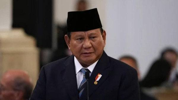 Presiden Prabowo Minta Harga Tiket Pesawat Turun, Dirut Garuda Respons Begini