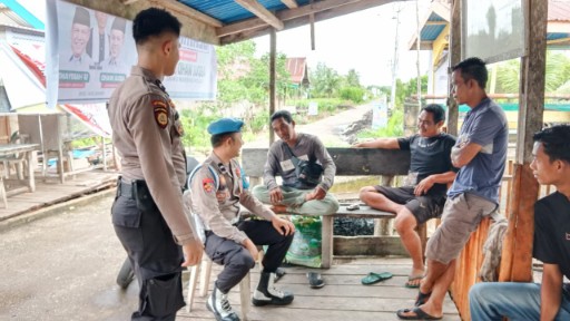 Sambangi Warga, Polsek Teluk Belengkong Terus Sampaikan Pesan Pilkada Damai