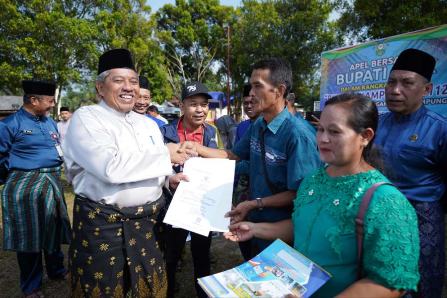 Bersama Bujang Kampung, Disdukcapil Siak Catat 60 Ribu Lebih Penduduk Siak Urus Administrasi Kependudukan