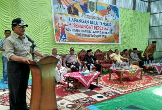 Bupati Inhil Resmikan Lapangan Bulu Tangkis Desa Rambaian