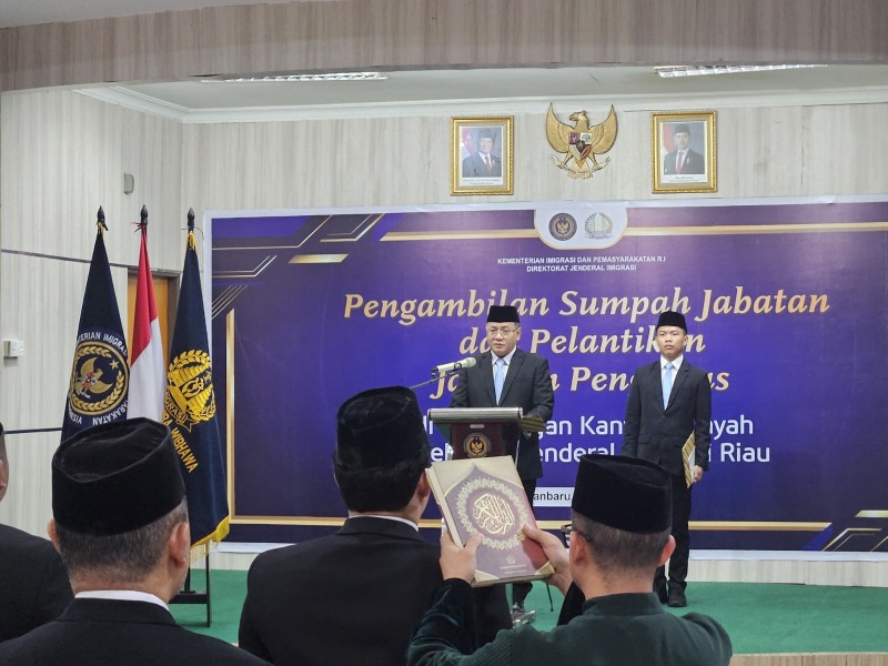 Tiga Pejabat Pengawas Kantor Imigrasi Pekanbaru Dilantik