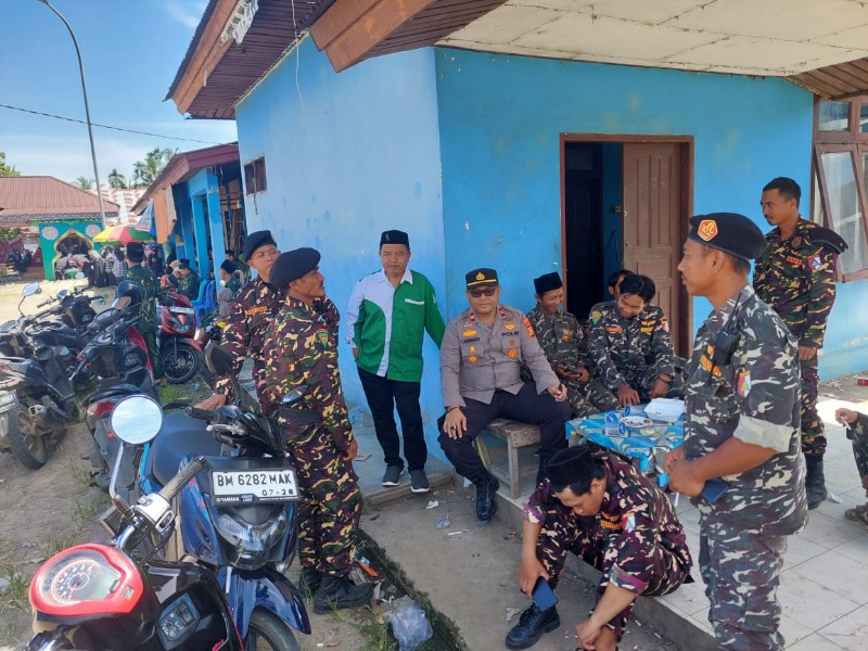 Sambangi Desa Rambah Samo Barat, Kapolsek Rambah Samo Pastikan Jajarannya Netral Pilkada 2023