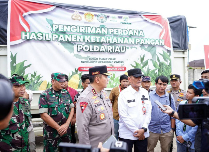 Berhasil Panen Raya Jagung Tahap I, Pj Sekdaprov Apresiasi Kapolda Riau