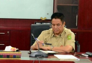 Pemrov Riau Segera Urus Pemberhentian Bupati Bengkalis ke Kemendagri 