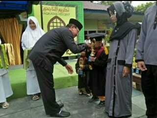 Bupati Inhil Hadiri Tasyakuran di Ponpes Modern Al-Azkiya