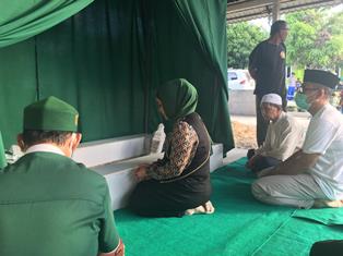 H-1, Iyeth Bustami Ziarah ke Makam Tokoh Sakai & Sambangi Tim Hingga ke Pulau Bengkalis