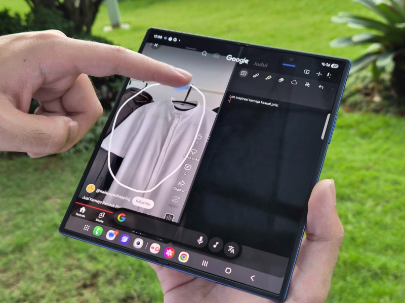 Gemini AI di Galaxy Z Fold7 :  Multitasking, Riset Instan, dan Visualisasi Ide di Satu Perangkat