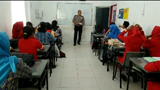 Siswa Penerbangan Disambangi Binmas Polresta Pekanbaru 