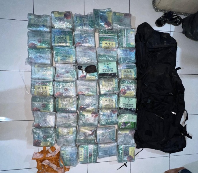 Polda Riau Gagalkan Penyelundupan 44 Kg Sabu, Dua Kurir Berhasil Diringkus