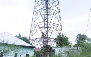 Pemkab Kampar Segel Menara Telekomunikasi Milik PT. XL Axiata