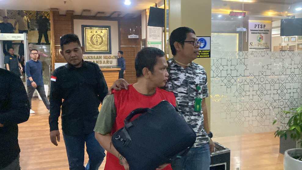 Buron Kasus Pengancaman Melalui Medsos Akhirnya Berhasil Dieksekusi Kejari Pekanbaru