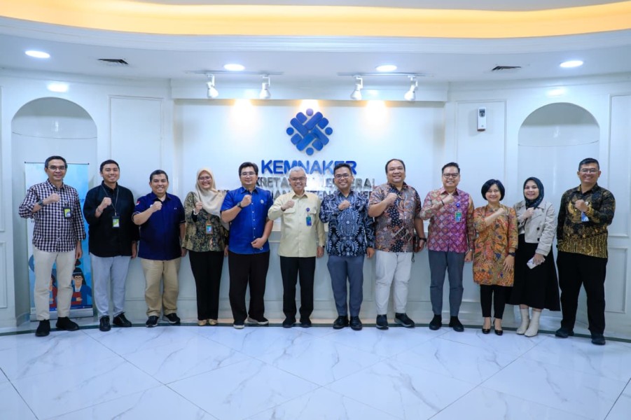 Kemnaker–Pertamina Jajaki Kerja Sama Pelatihan HSE dan Operator SPBU