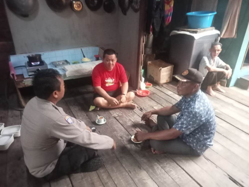 Polsek Concong Sampaikan Pesan Kamtibmas dengan Cara Unik, Ini yang Disampaikannya