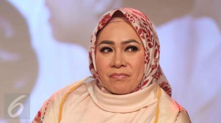 Melly Goeslaw Kembali Sabet Penghargaan Indonesia Box Office Movie Awards 2017