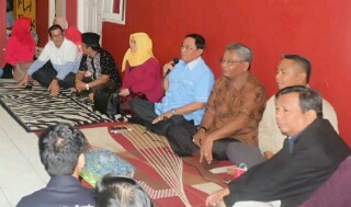 Bupati Wardan Dialog Bersama Mahasiswa Inhil di DIY