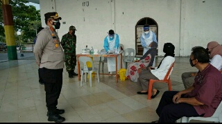 Polres Siak Lakukan Random Rapid Test Kepada Masyarakat, Satu Orang Kedapatan Reaktif
