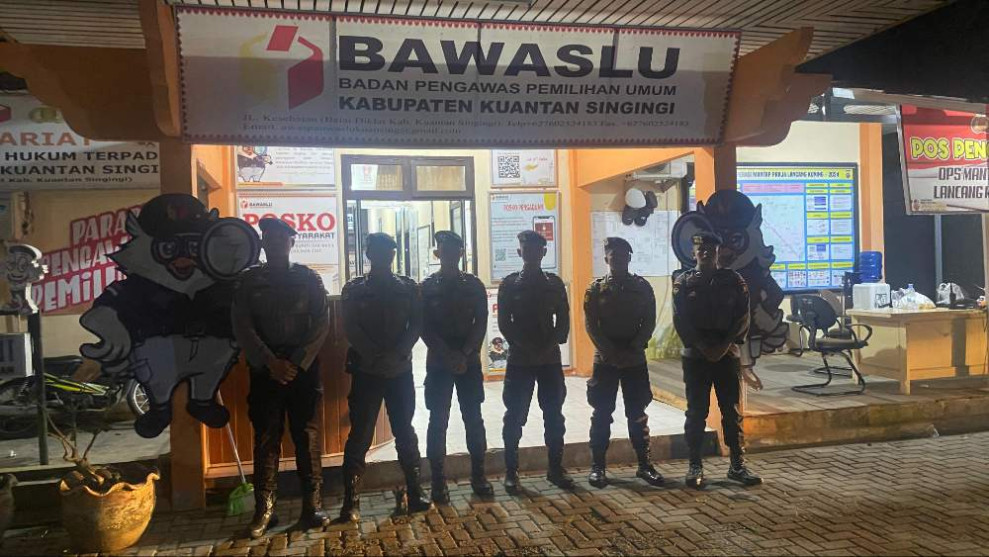 Pengecekan Preventif di Kantor Bawaslu Dilaksanakan Personil Patroli Gabungan Polres Kuansing