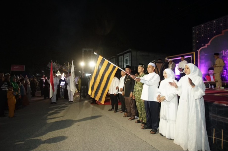Gema Takbir di Keritang, Bupati Herman Ajak Masyarakat Perkuat Kebersamaan dan Syiar Islam