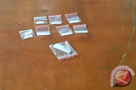 Mau Lebaran Ibu Tua Ini Malah Jual Sabu