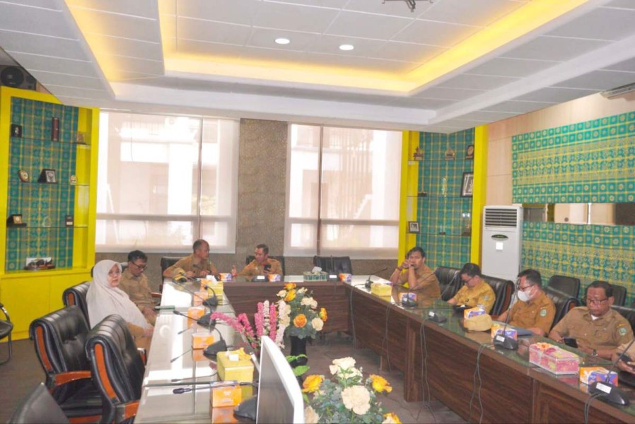 Mendagri Bersama Pj Sekda Siak Bahas Sekolah Rakyat