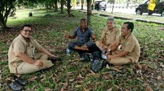 Prindag Kabupaten Siak Persiapkan Tenda untuk Para Pedagang Kaki Lima 