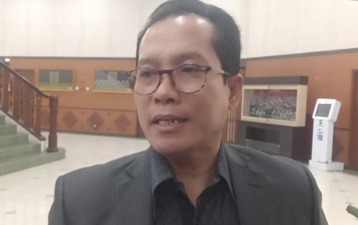 Edi Basri Respon Adian Napitupulu Soal TNTN: Orang Riau Lebih Mengerti