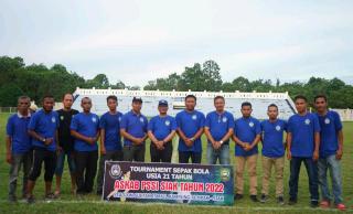 Tutup Turnamen U-21 ASKAB PSSI, Sekda Arfan Beri Selamat Kepada Pemenang