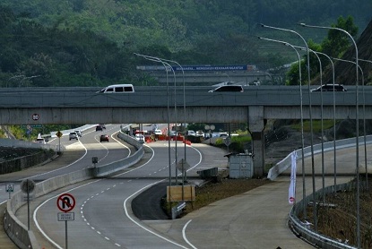 Jokowi Resmikan Tol Bawen-Salatiga 