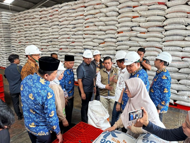 Polda Riau dan Pemprov Pastikan Harga Stok Pangan Aman Jelang Natal 2025 dan Tahun Baru 2026