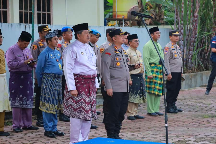 Bupati Alfedri Sebut Program Jumat Curhat Bujang Kampung Sangat Istimewa
