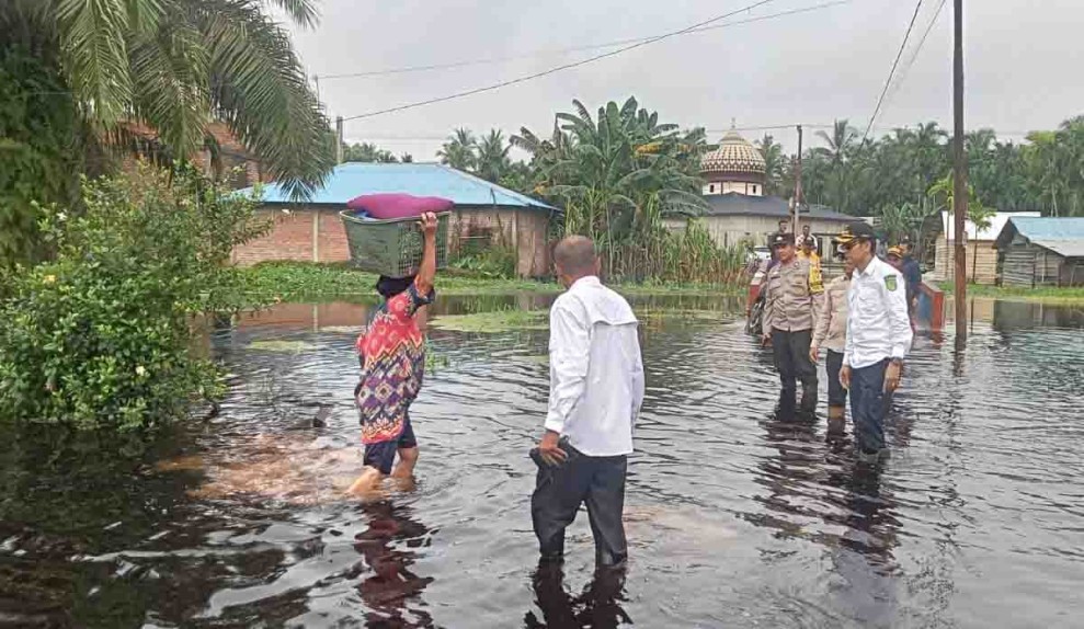 Banjir Meluas, Pemkab Inhil Tetapkan Tanggap Darurat Bencana Selama 14 Hari