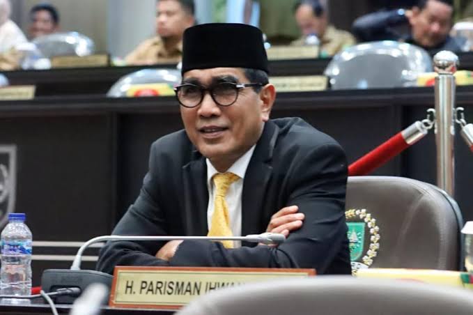 Berhasil Lobi Pusat, Politisi Golkar Sebut Wahid Gubernur Cerdas