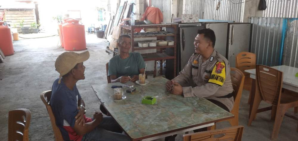 Polsek Concong Minta Masyarakat Gunakan Hak Pilih dan Tidak Golput saat Pilkada 2024