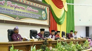 Buka Rapat Paripurna Milad ke-53, Ketua DPRD Inhil Ajak Masyarakat Sukseskan Pilkada Serentak