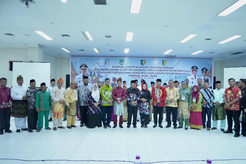 Pelantikan IKKS Rohul, Suhardiman Harap IKKS Jadi Sumbu Penggerak Kemajuan Rohul