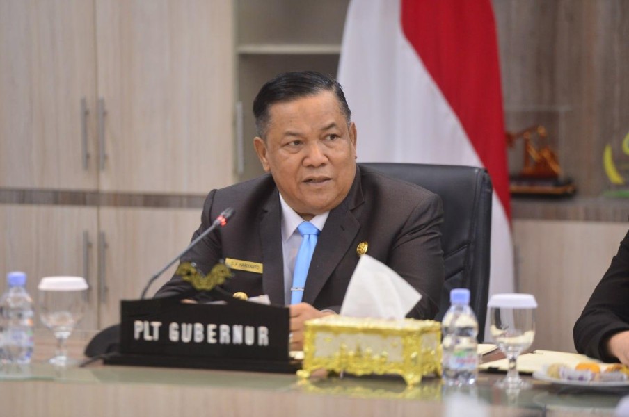 Plt Gubri Sebut Iskandar Hoesin Sosok Berdedikasi Tinggi Majukan Dunia Olahraga Riau