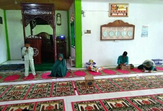 Isi Kegiatan Ramadhan, Desa Sialang Dua Dahan Adakan Lomba Doa Pendek Bagi Anak-anak