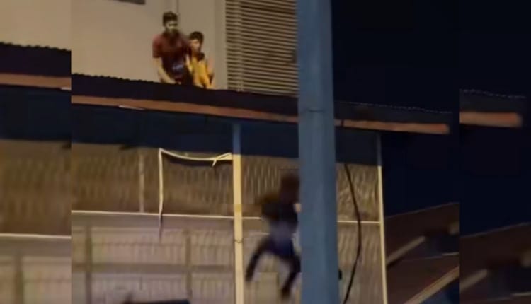 Maling Kritis usai Ditangkap dan Didorong dari Atap Ruko