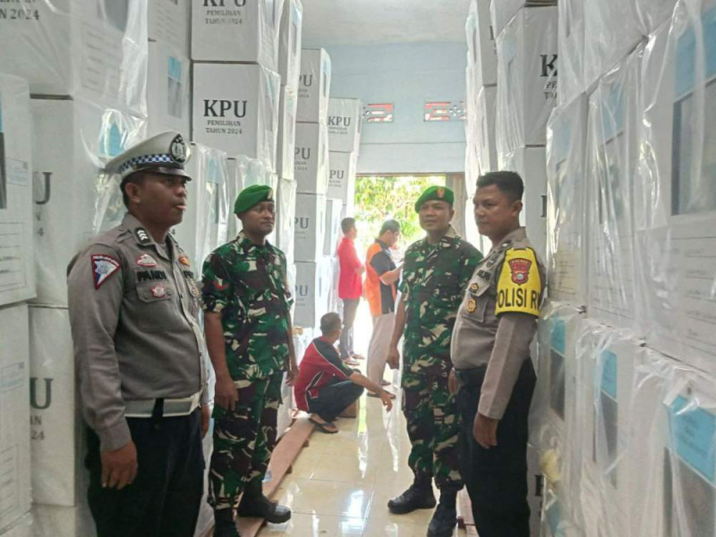 Polres Kuansing Patroli Sinergitas Monitoring Kantor KPU dan Gudang Logistik Jelang Pilkada