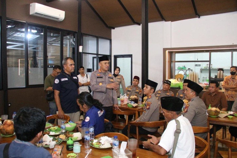Ramadan Penuh Kebersamaan, Kapolresta Pekanbaru Buka Puasa Bersama Insan Pers
