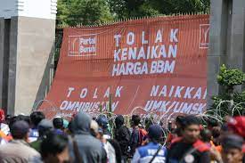 Masih Berlanjut, Hari Ini Demo Tolak Kenaikan BBM di Jakarta Digelar di 3 Titik