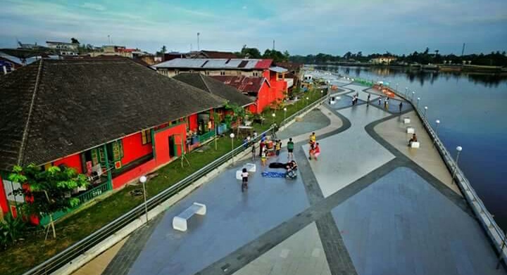 Indahnya Tepian Sungai Jantan